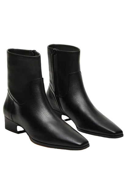 Steve Madden Dusty Black Leather Boot